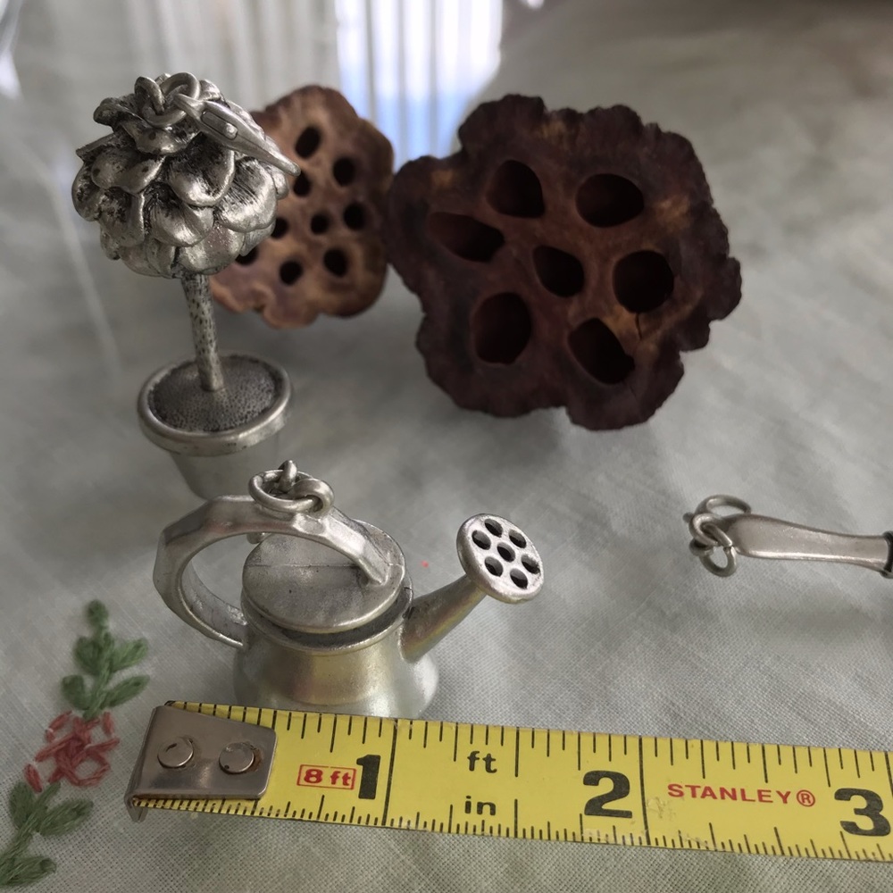 Three Garden Charms - Picture 4 of 10